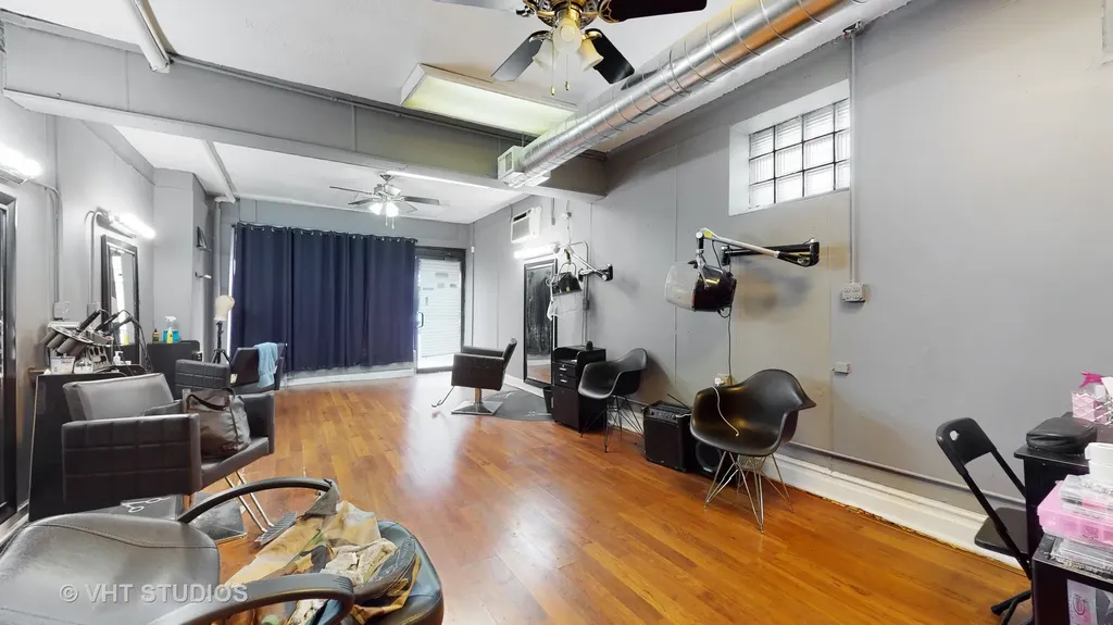 5742 West Chicago Avenue Chicago IL 60651