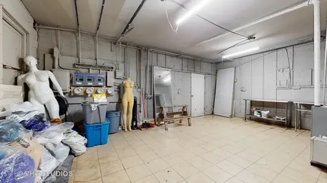 5742 West Chicago Avenue Chicago IL 60651