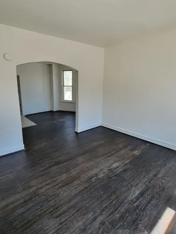 5742 West Chicago Avenue Chicago IL 60651