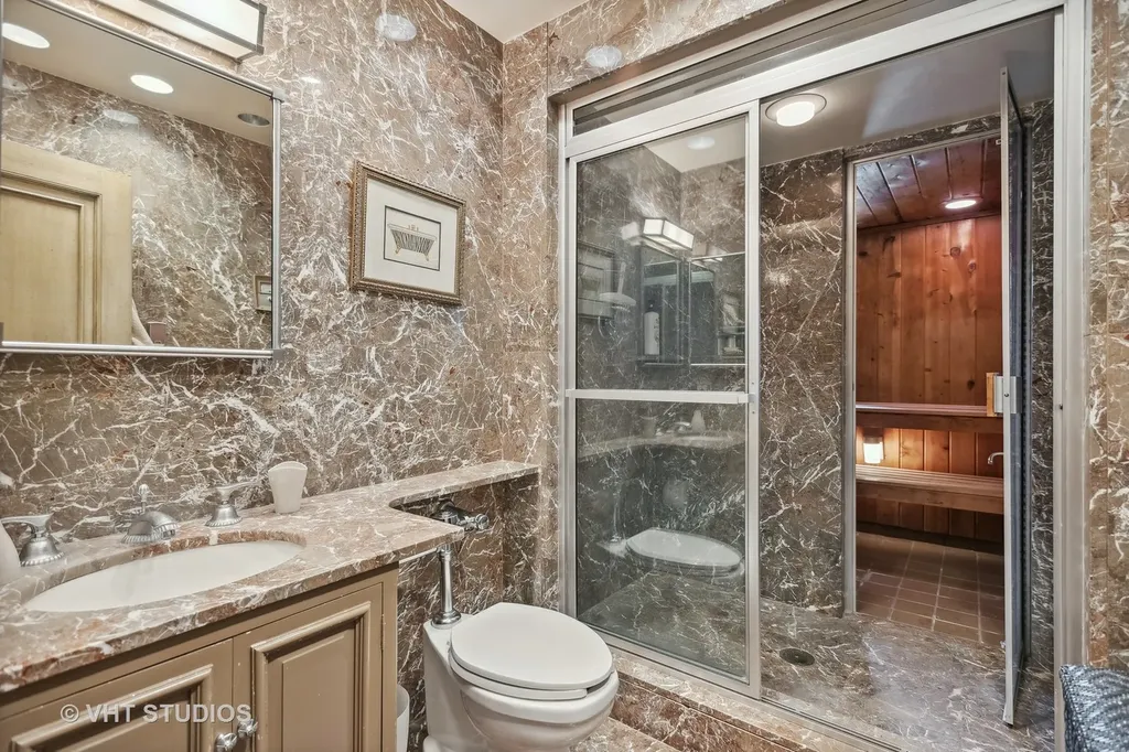1242 North Lake Shore Drive Chicago IL 60611