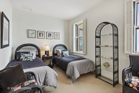 1242 North Lake Shore Drive Chicago IL 60611