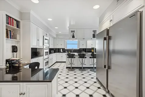 1242 North Lake Shore Drive Chicago IL 60611