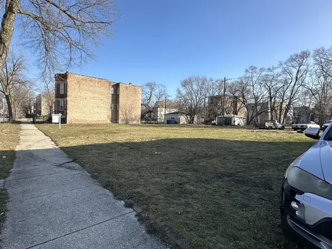 4111 West Monroe Street Chicago IL 60624