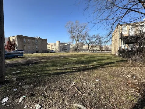4111 West Monroe Street Chicago IL 60624
