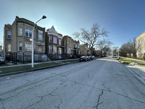 4111 West Monroe Street Chicago IL 60624