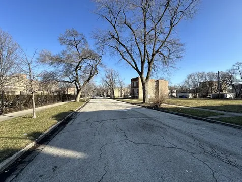 4111 West Monroe Street Chicago IL 60624