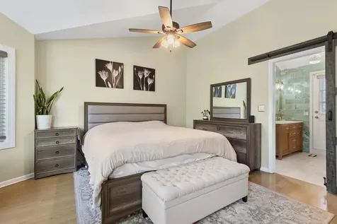 3003 North Kenmore Avenue Chicago IL 60657