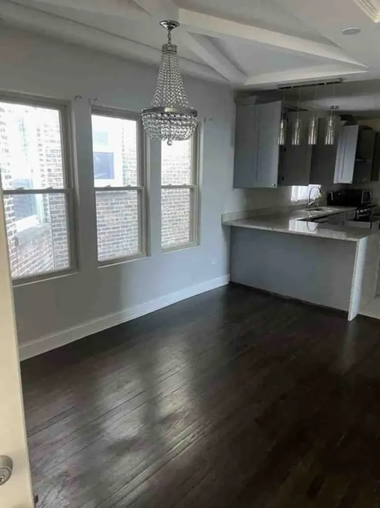 7420 South Bennett Avenue Chicago IL 60649
