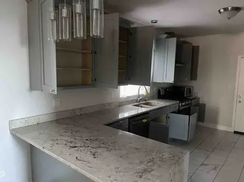 7420 South Bennett Avenue Chicago IL 60649