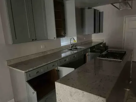 7420 South Bennett Avenue Chicago IL 60649