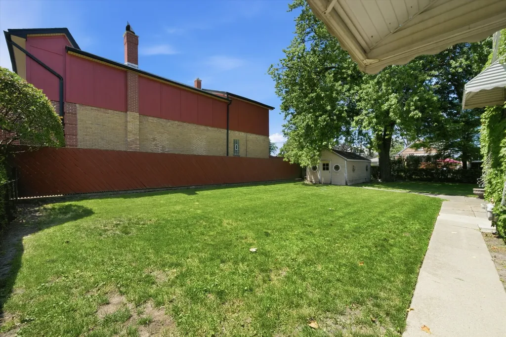 3044 North Octavia Avenue Chicago IL 60707