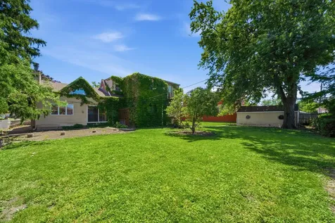 3044 North Octavia Avenue Chicago IL 60707