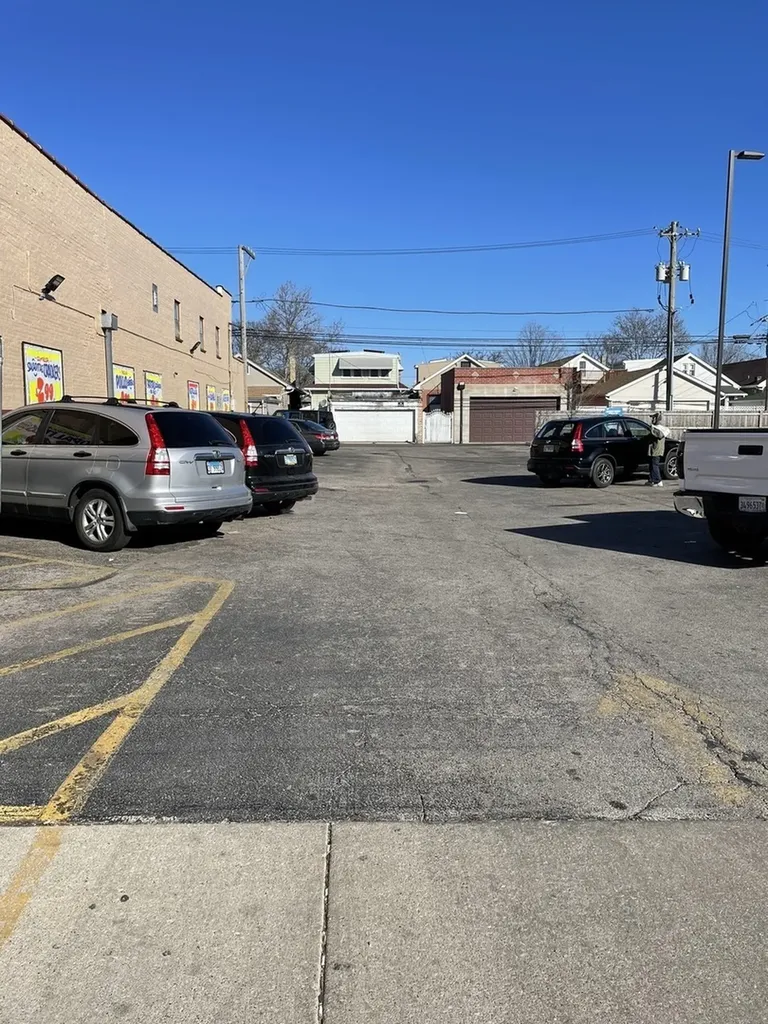 5330 West Belmont Avenue Chicago IL 60634