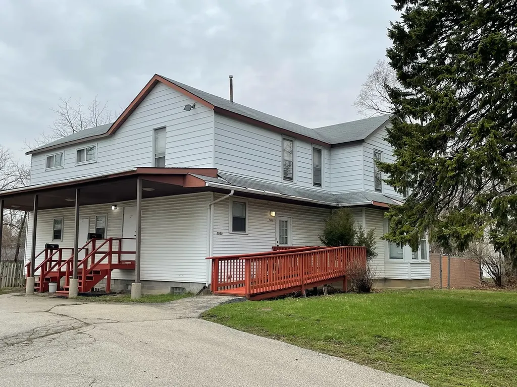 2030 Greenbay Road North Chicago IL 60064