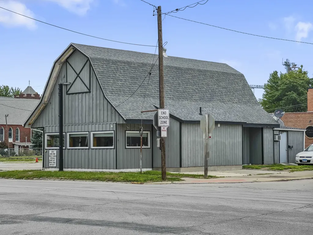 101 North Chicago Street Milford IL 60953