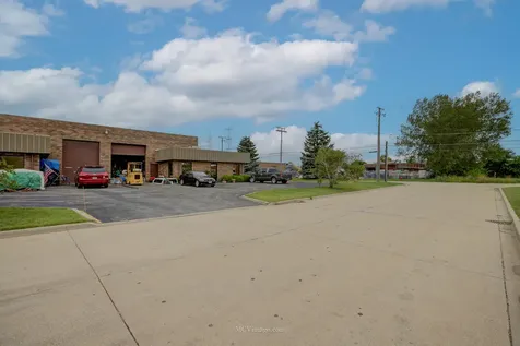 7500 West 84th Place Bridgeview IL 60455