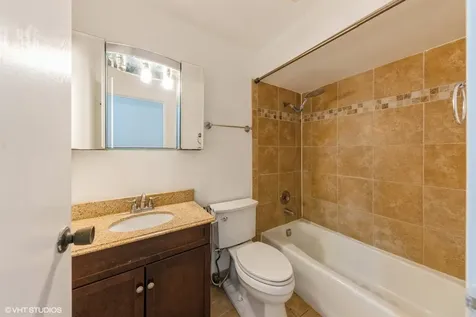 4 Parkside Court Vernon Hills IL 60061