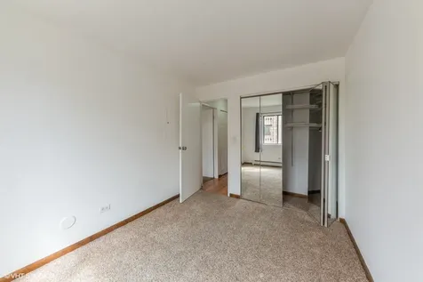 4 Parkside Court Vernon Hills IL 60061