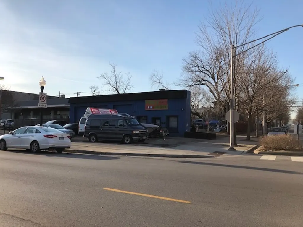 835 West 35th Street Chicago IL 60609