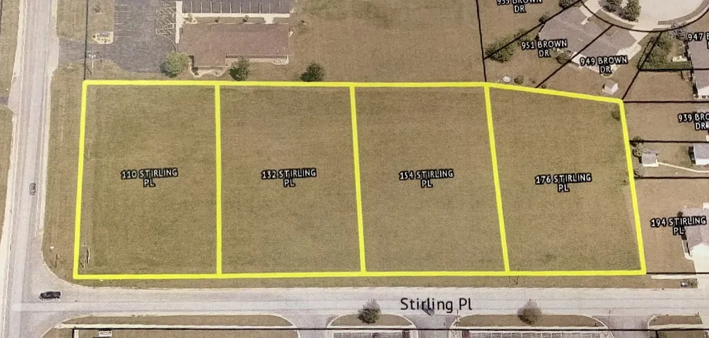 110-176 Stirling Place Momence IL 60954