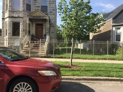 3909 West Fillmore Street Chicago IL 60624