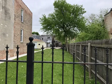 3929 West Flournoy Street Chicago IL 60624