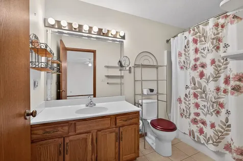 4000 46TH St Court Rock Island IL 61201