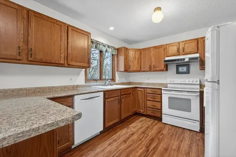 4000 46TH St Court Rock Island IL 61201