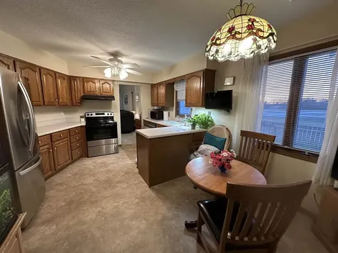 2610 38TH Street Moline IL 61265