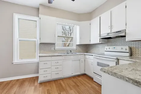 1169 23RD Street Moline IL 61265
