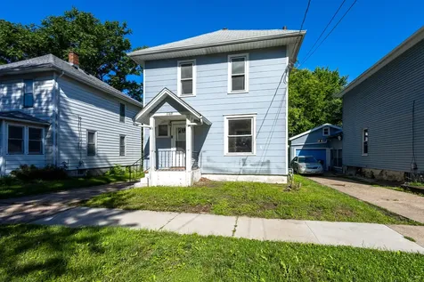1169 23RD Street Moline IL 61265