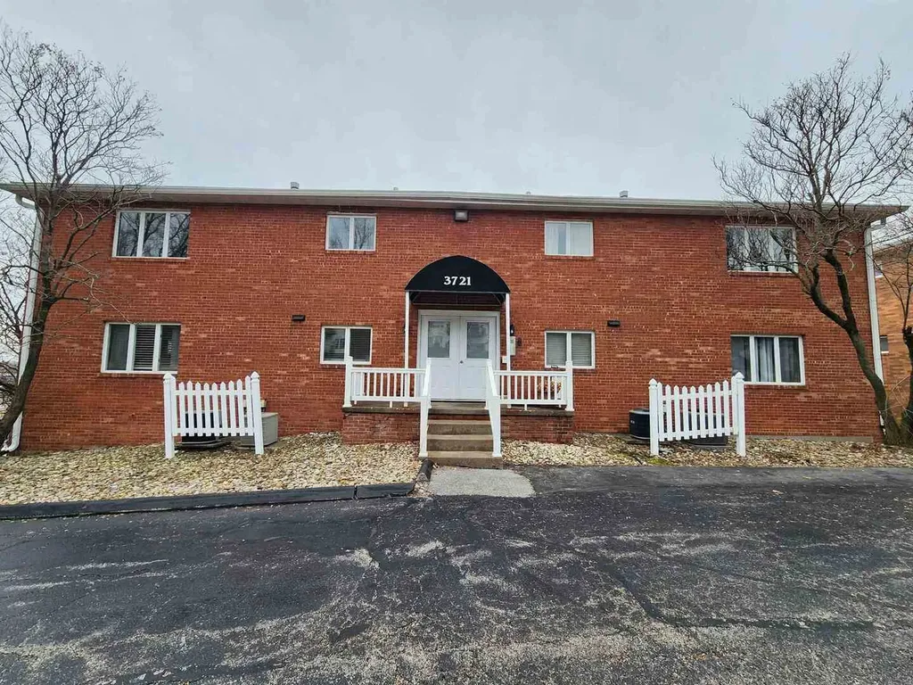 3721 35TH Street Moline IL 61265