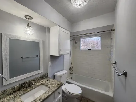 3721 35TH Street Moline IL 61265