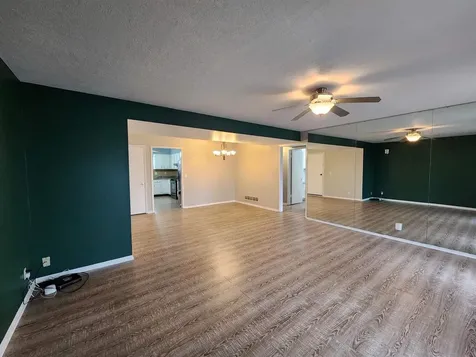 3721 35TH Street Moline IL 61265