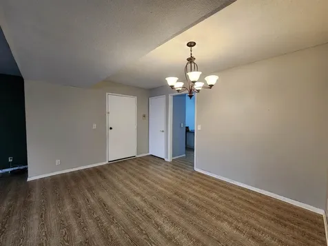 3721 35TH Street Moline IL 61265