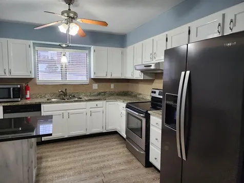 3721 35TH Street Moline IL 61265