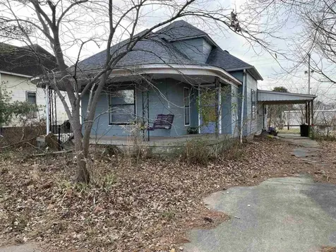 209 South 16th Street Herrin IL 62948