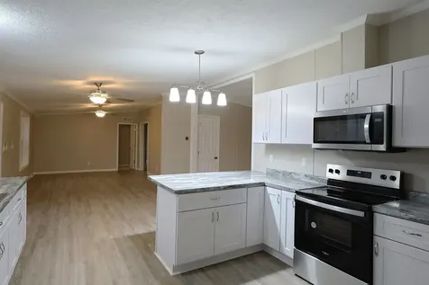 2114 Cedar Ave Avenue Salem IL 62881