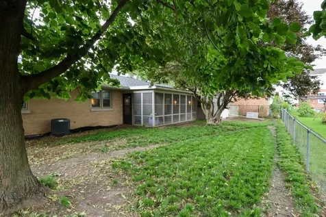 925 South 19th Street Quincy IL 62301