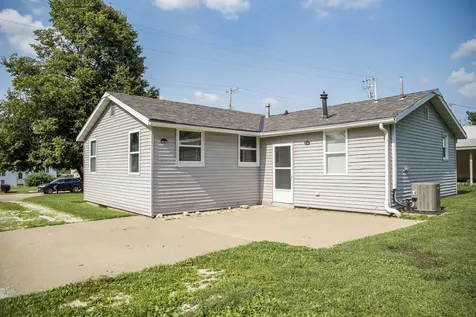3208 Harrison Street Quincy IL 62301
