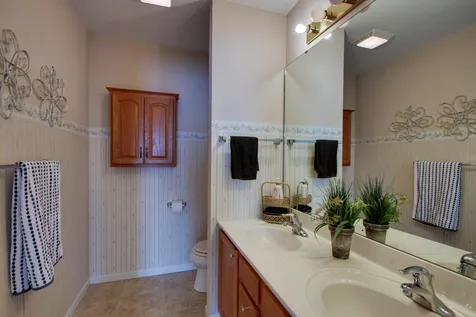 2605 North 13th Street Quincy IL 62305