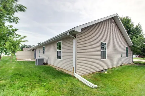 2605 North 13th Street Quincy IL 62305
