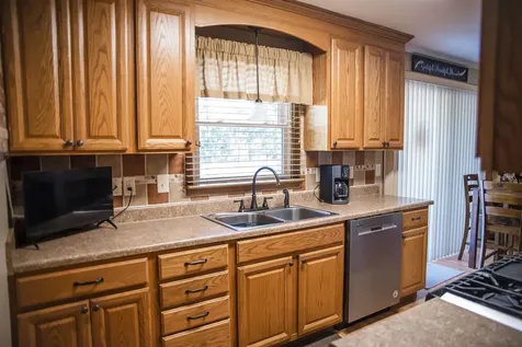 1421 South 27th Street Quincy IL 62301
