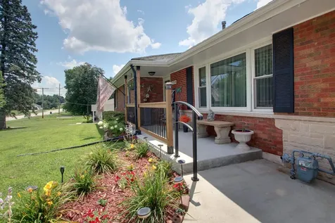 2734 Payson Road Quincy IL 62305