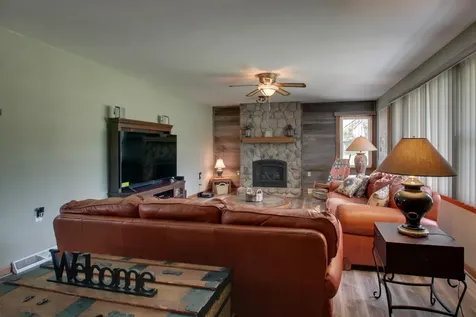 2734 Payson Road Quincy IL 62305