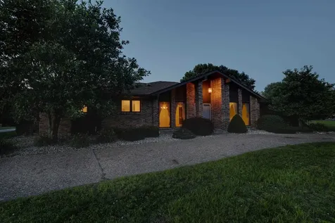 419 Spring Lake Drive Quincy IL 62305