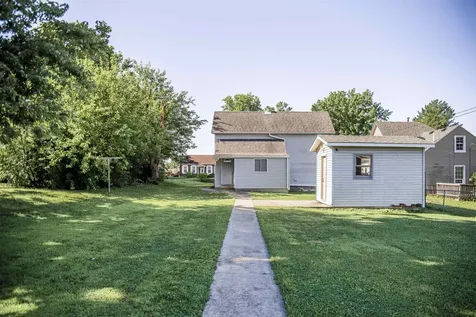 2049 Chestnut Street Quincy IL 62301