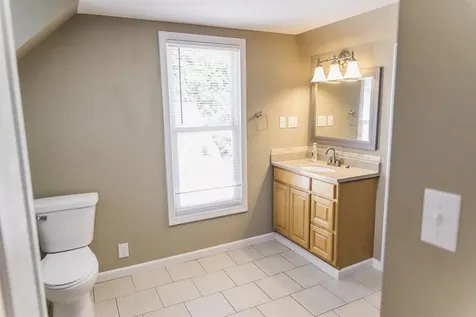2049 Chestnut Street Quincy IL 62301