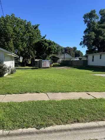 213 Maple Street Quincy IL 62301