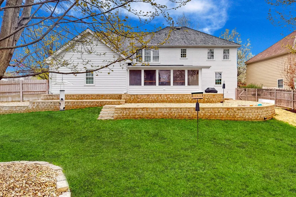 1803 River Ridge Circle Naperville IL 60565